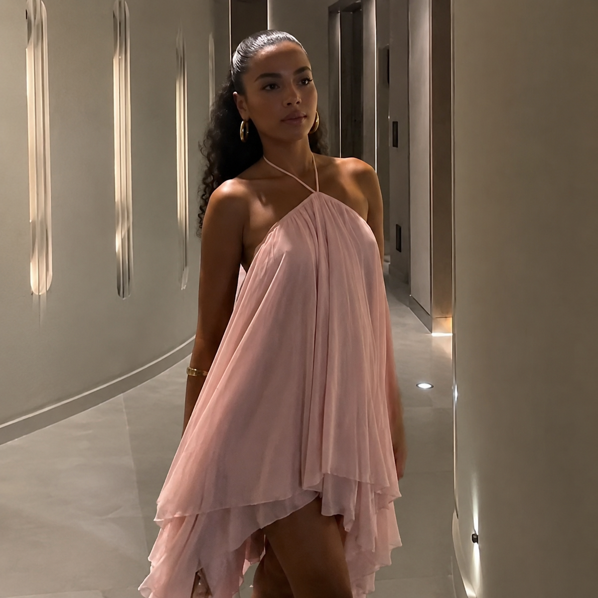 Ätherisches Grace-Kleid