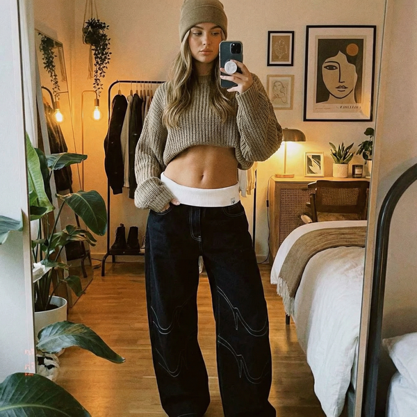 Effortless Cool High-Waisted Wide-Leg Jeans