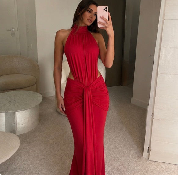 Élan Sculpt Halter Gown 4
