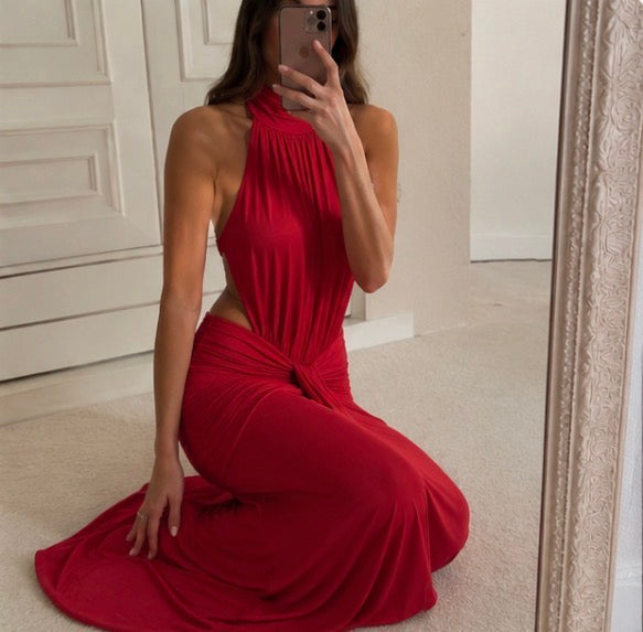 Élan Sculpt Halter Gown 2